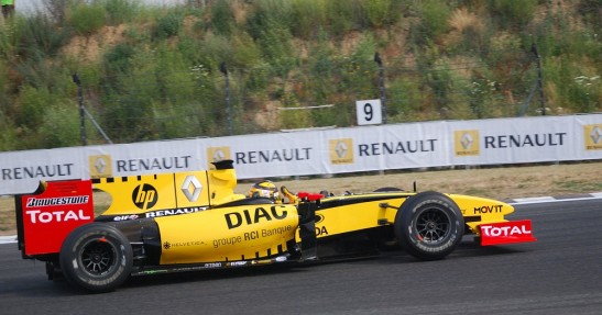 N-Gine Renault F1 Team Show
